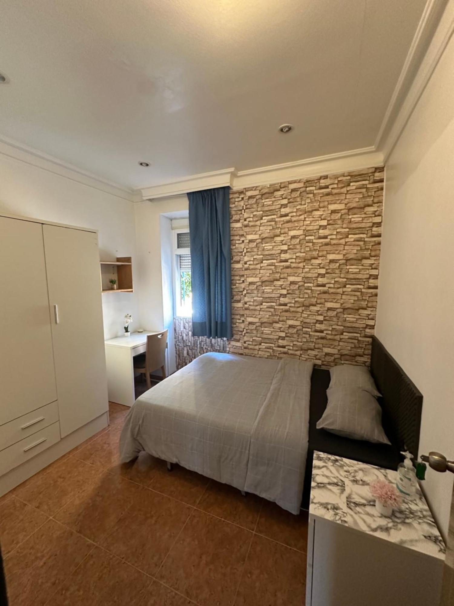 Habitacion En Piso Compartido En Malaga Capital المظهر الخارجي الصورة