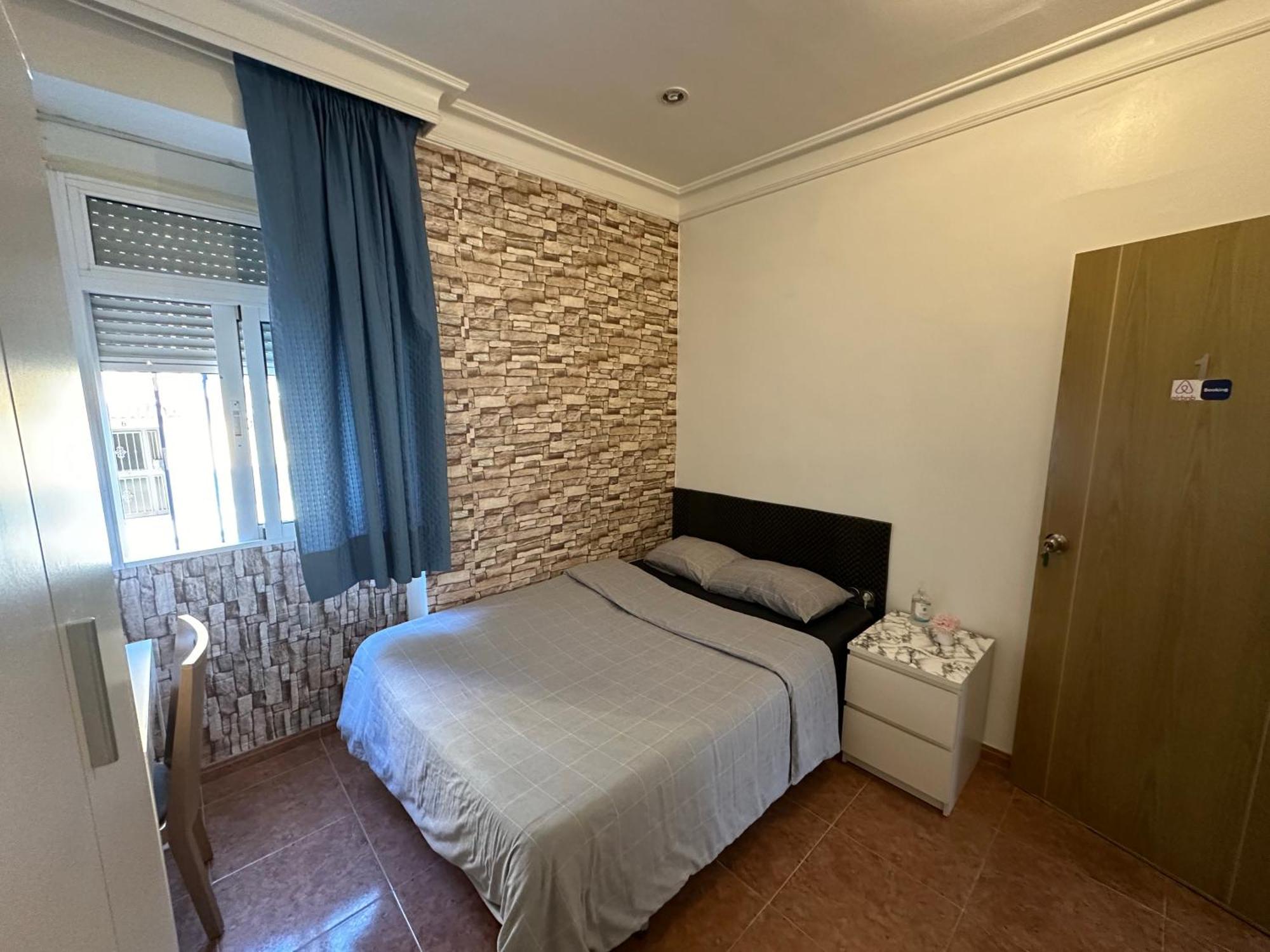 Habitacion En Piso Compartido En Malaga Capital المظهر الخارجي الصورة
