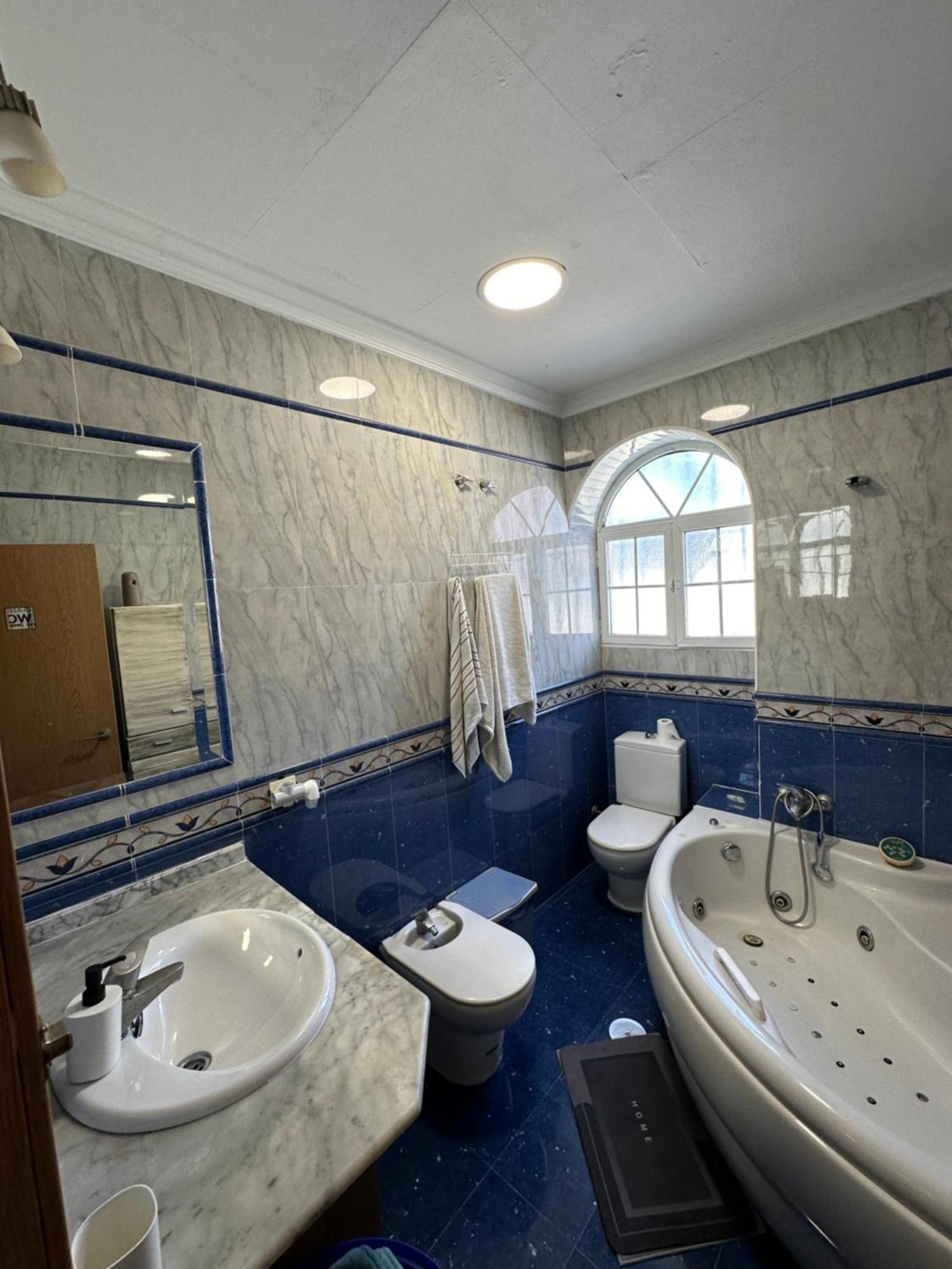Habitacion En Piso Compartido En Malaga Capital المظهر الخارجي الصورة